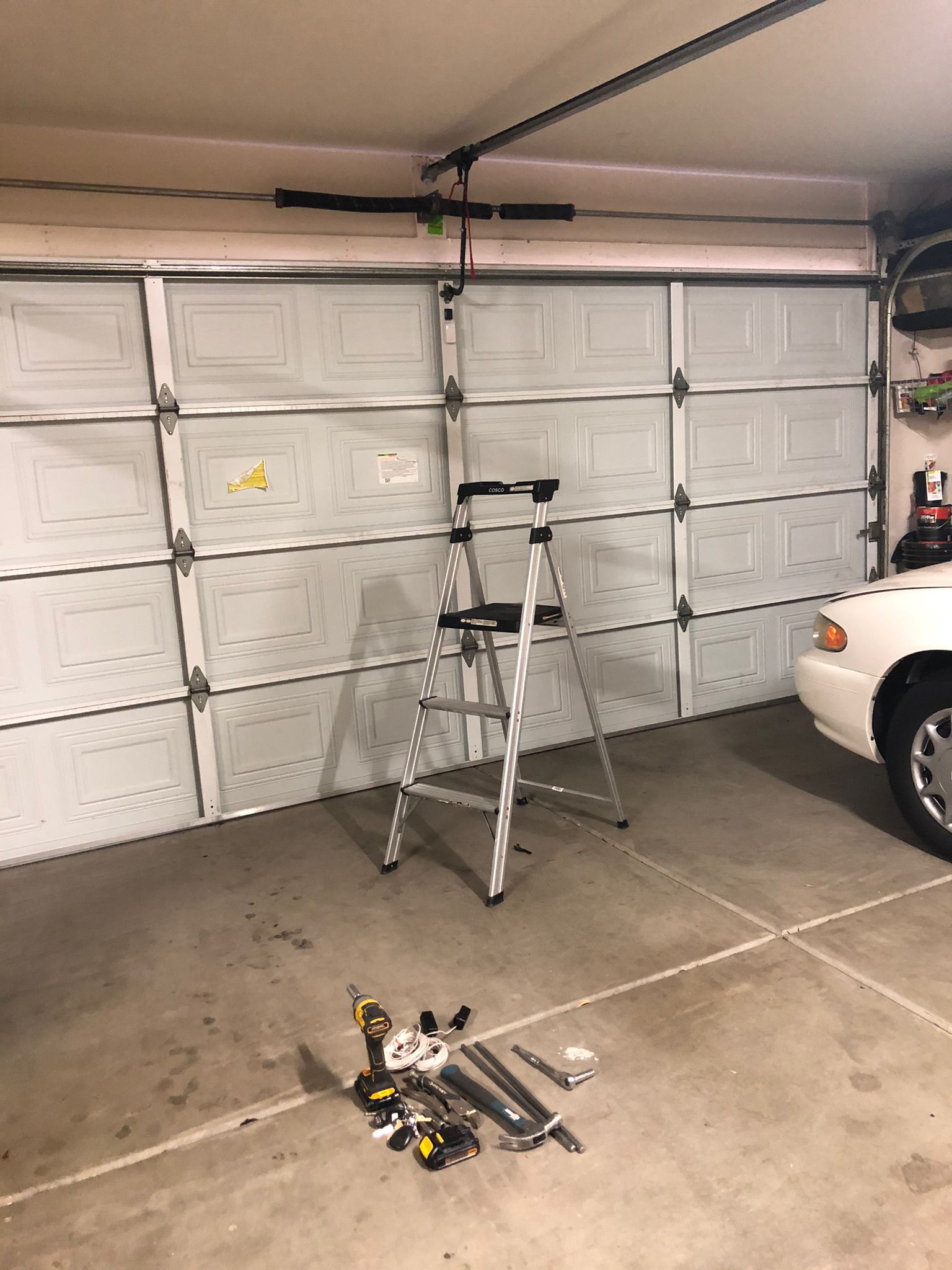 Superior Spring Repair Services In Arizona For Your Garage Door